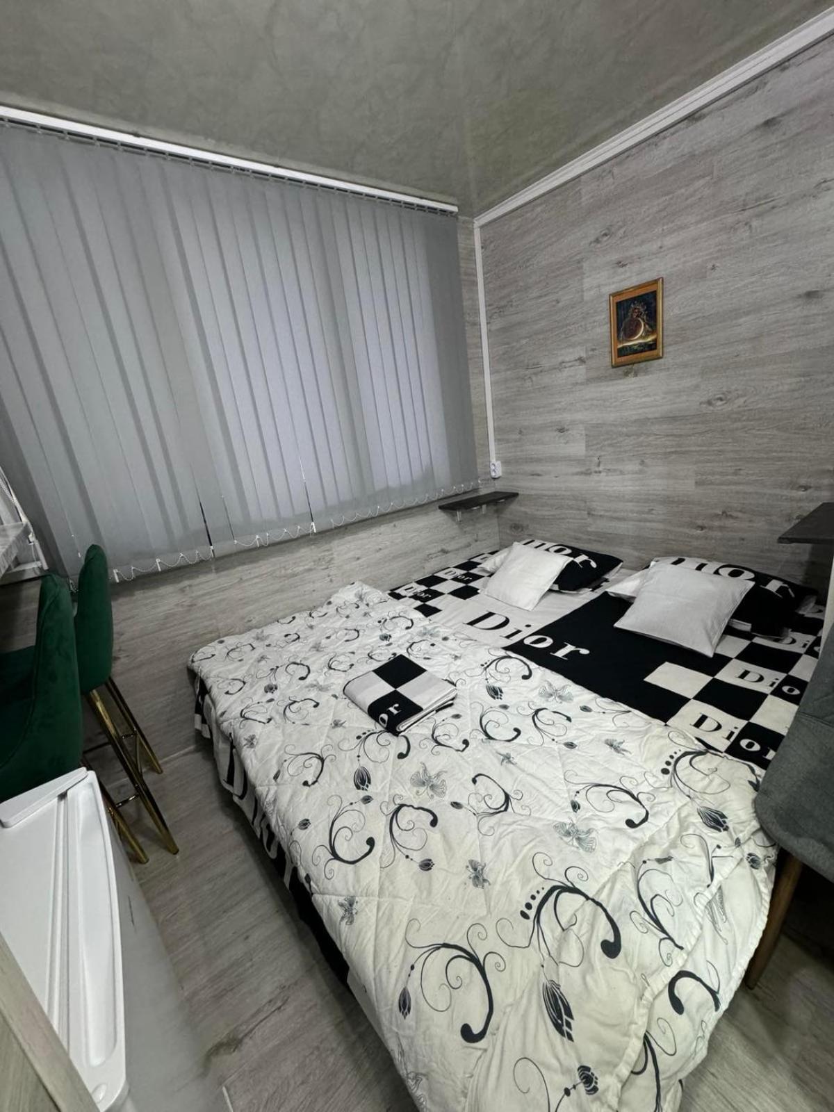 Cozy Good Apartment Chisináu Exterior foto